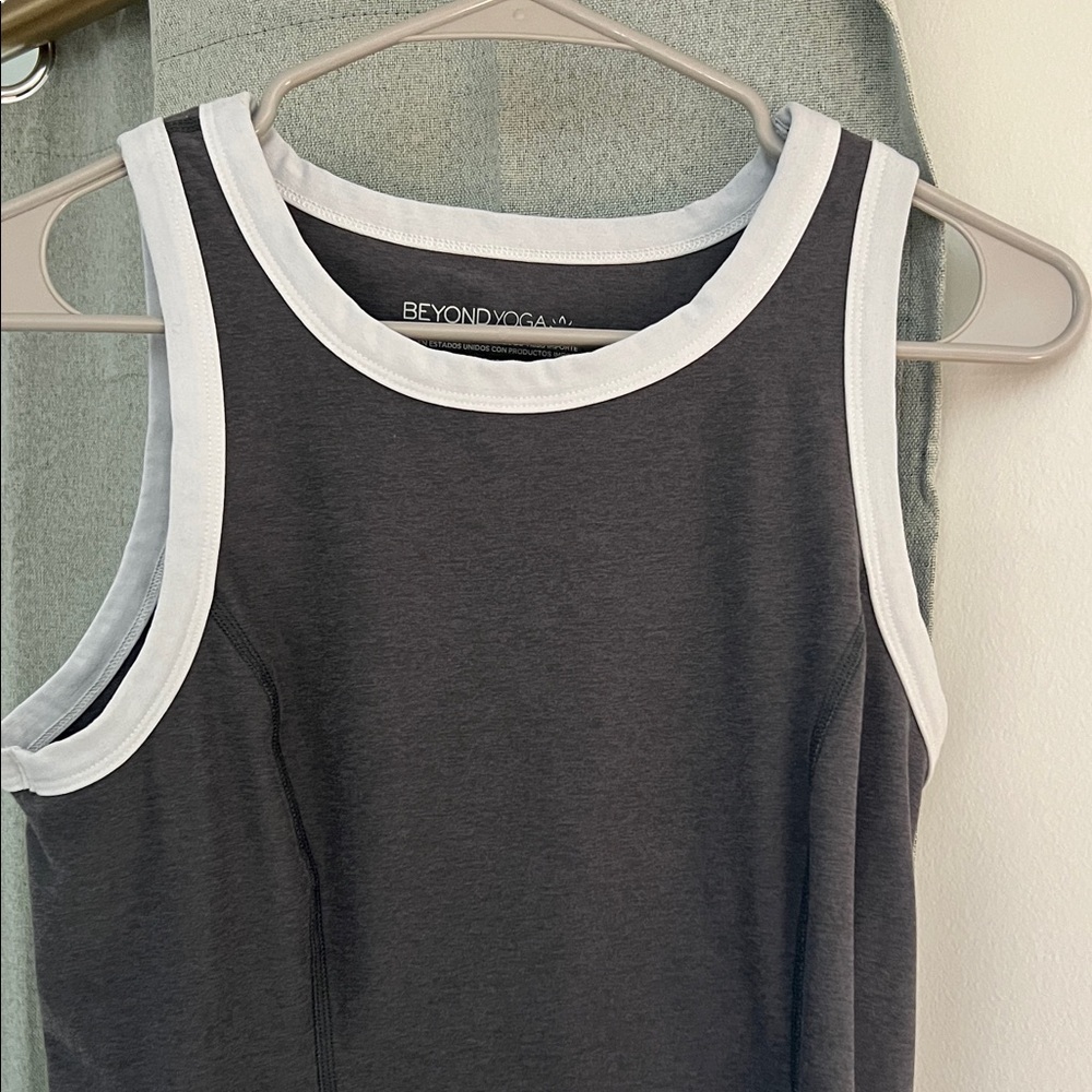 Beyond Yoga Charcoal White Lined Athletic Dress